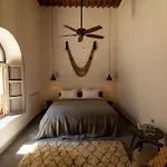 Maison 250 - Adult Only